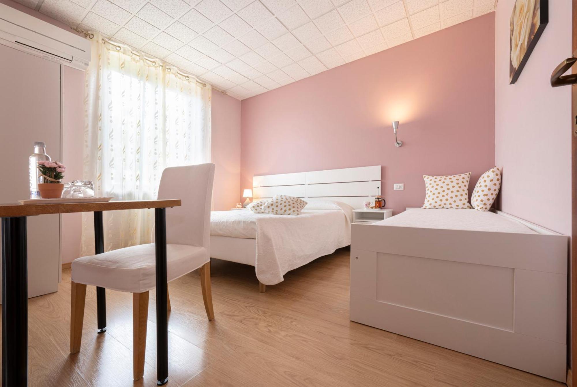 Hotel Le Betulle à San Maurizio D'opaglio Extérieur photo