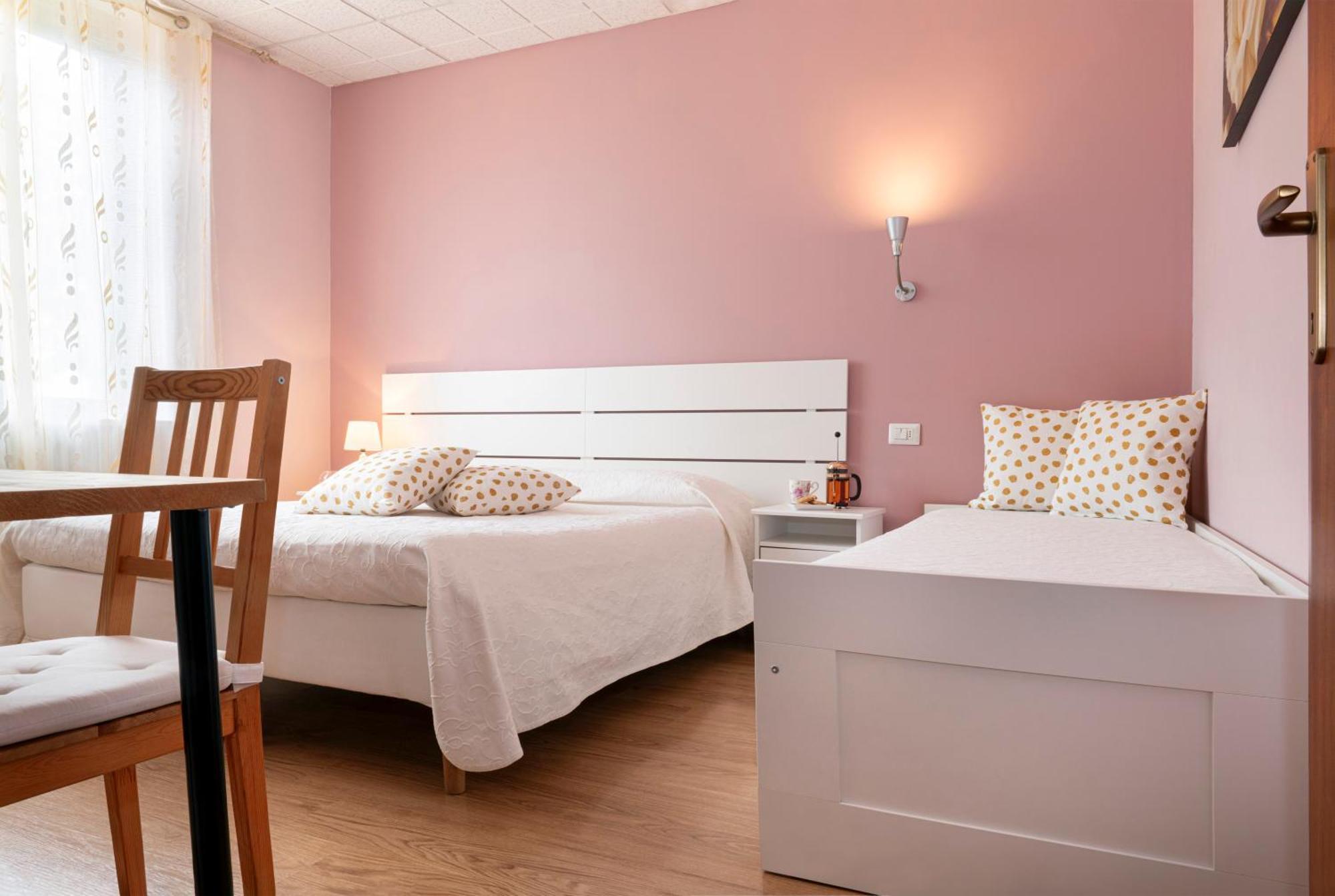 Hotel Le Betulle à San Maurizio D'opaglio Extérieur photo