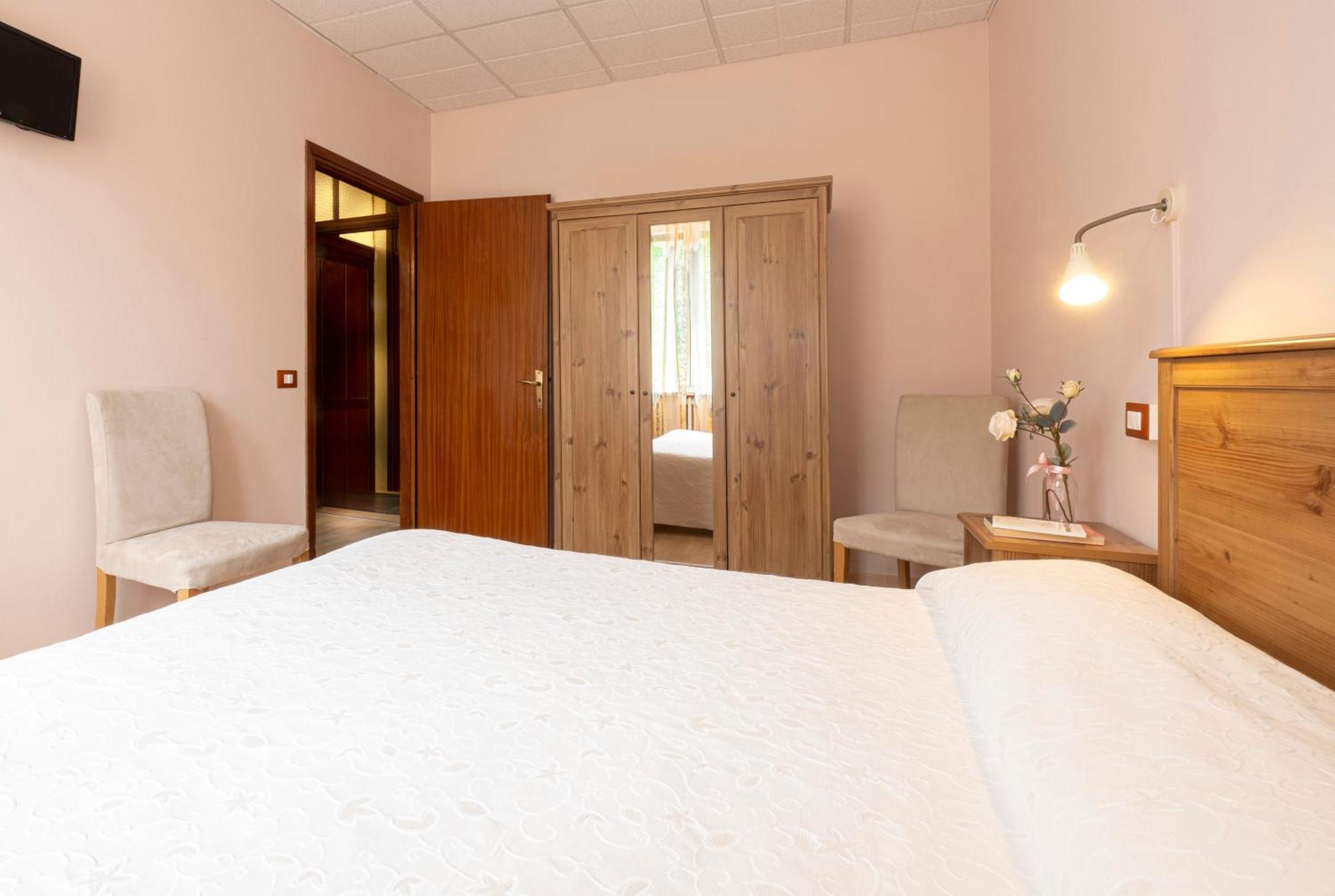 Hotel Le Betulle à San Maurizio D'opaglio Extérieur photo