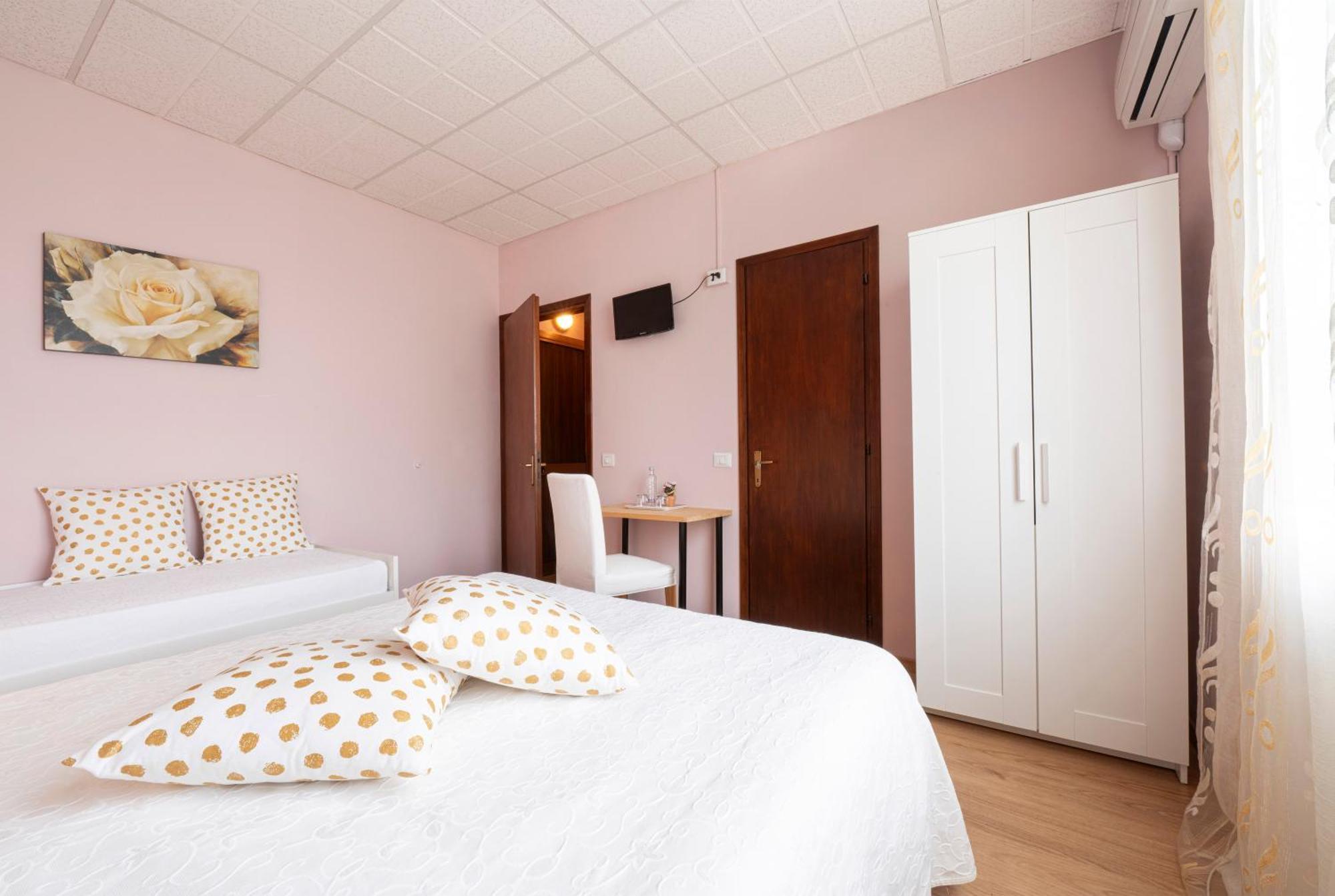 Hotel Le Betulle à San Maurizio D'opaglio Extérieur photo