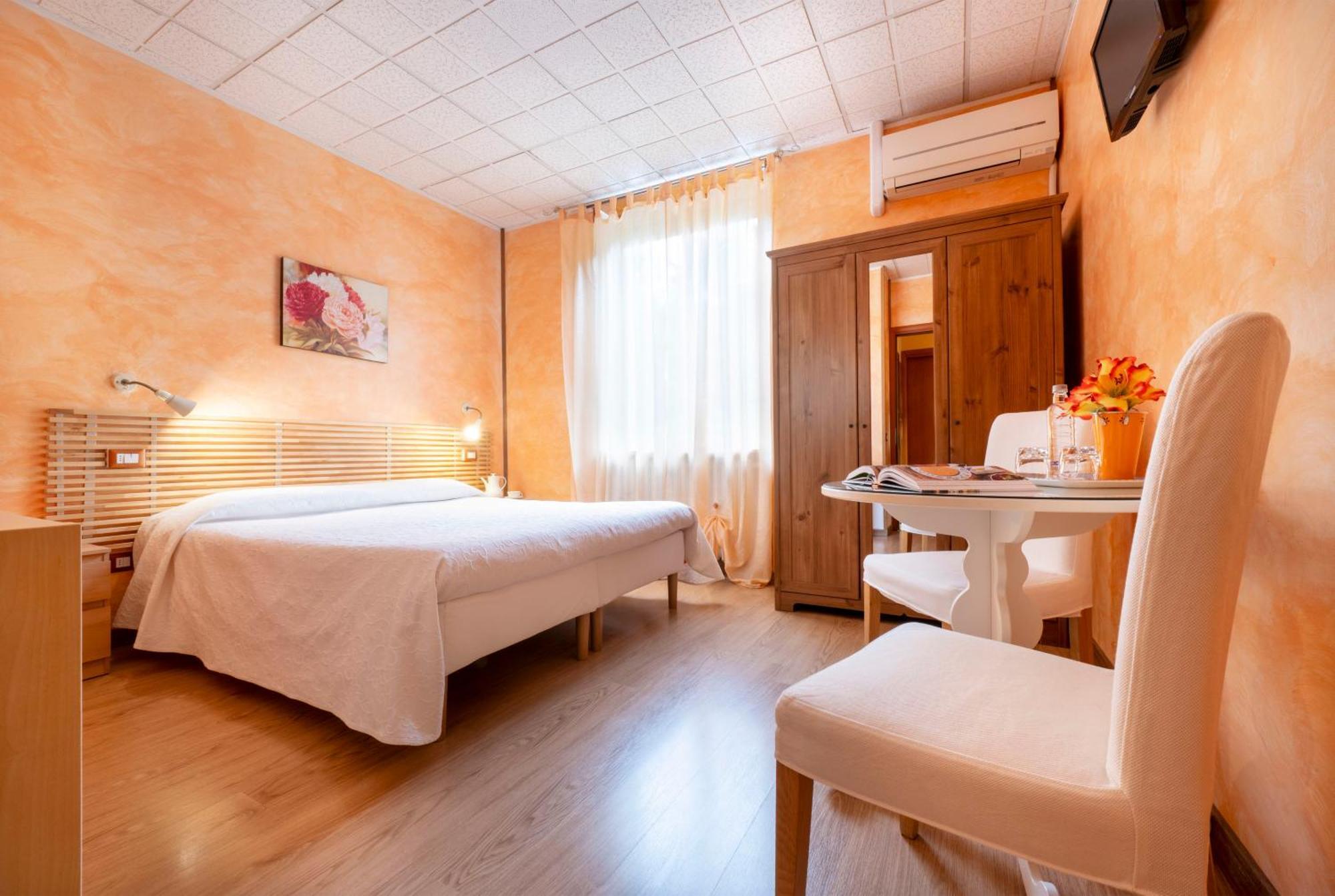 Hotel Le Betulle à San Maurizio D'opaglio Extérieur photo